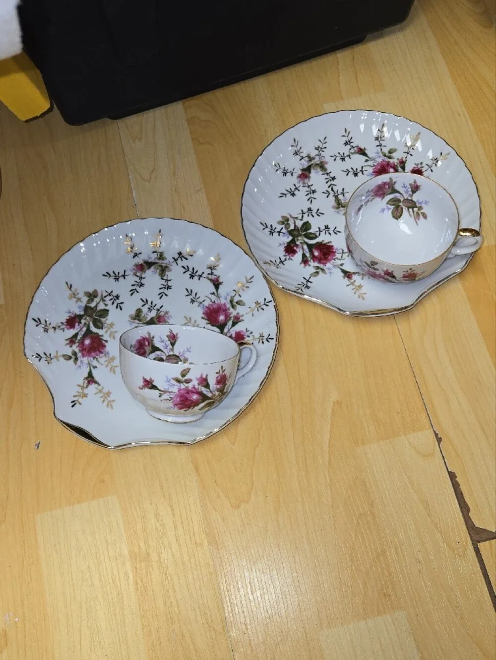 Elegant Floral Fan Shaped Fine China Norcrest Teacup & Saucer Sets